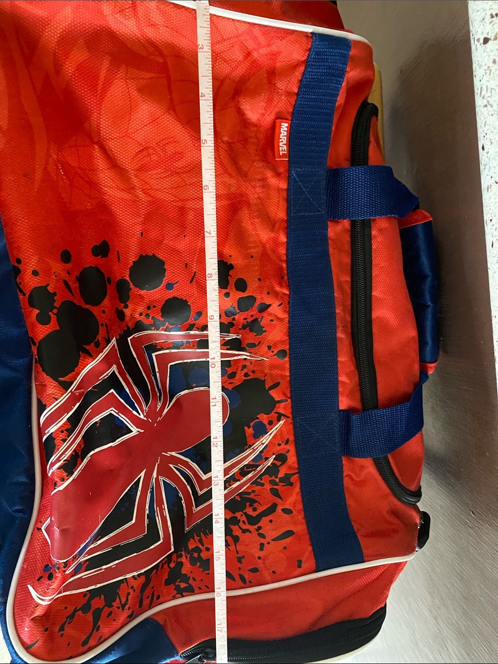 Marvel SpiderMan Graphic Duffel Bag - Picture 9 of 10